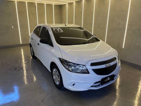 CHEVROLET ONIX 1.0 MPFI JOY 8V FLEX 4P MANUAL CHEVROLET ONIX 1.0 MPFI JOY 8V FLEX 4P MANUAL